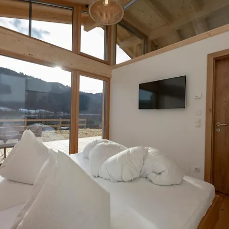 Obergasser Und Bergblick * Weissensee