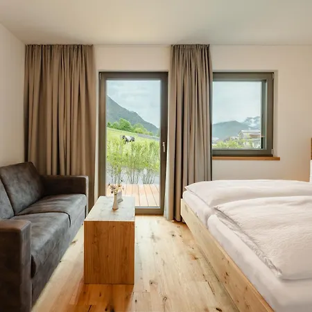 Farm stay Obergasser Und Bergblick *