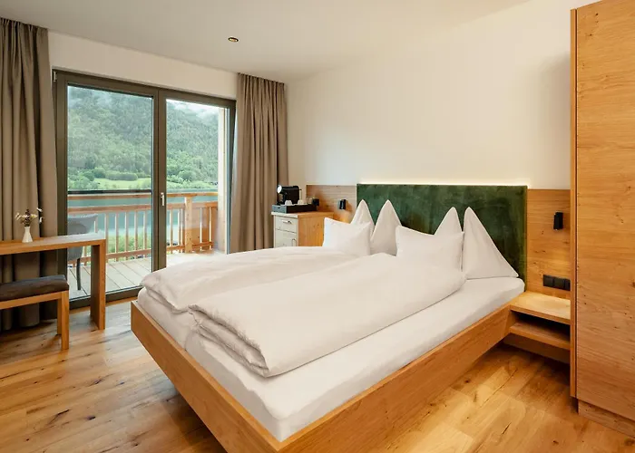 Obergasser Und Bergblick Weissensee